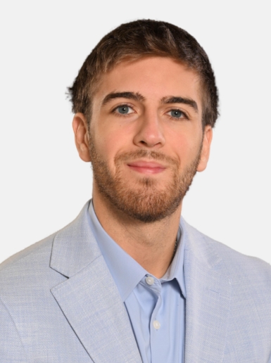 Headshot of Connor Shapiro