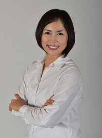 Jenny Kim Headshot