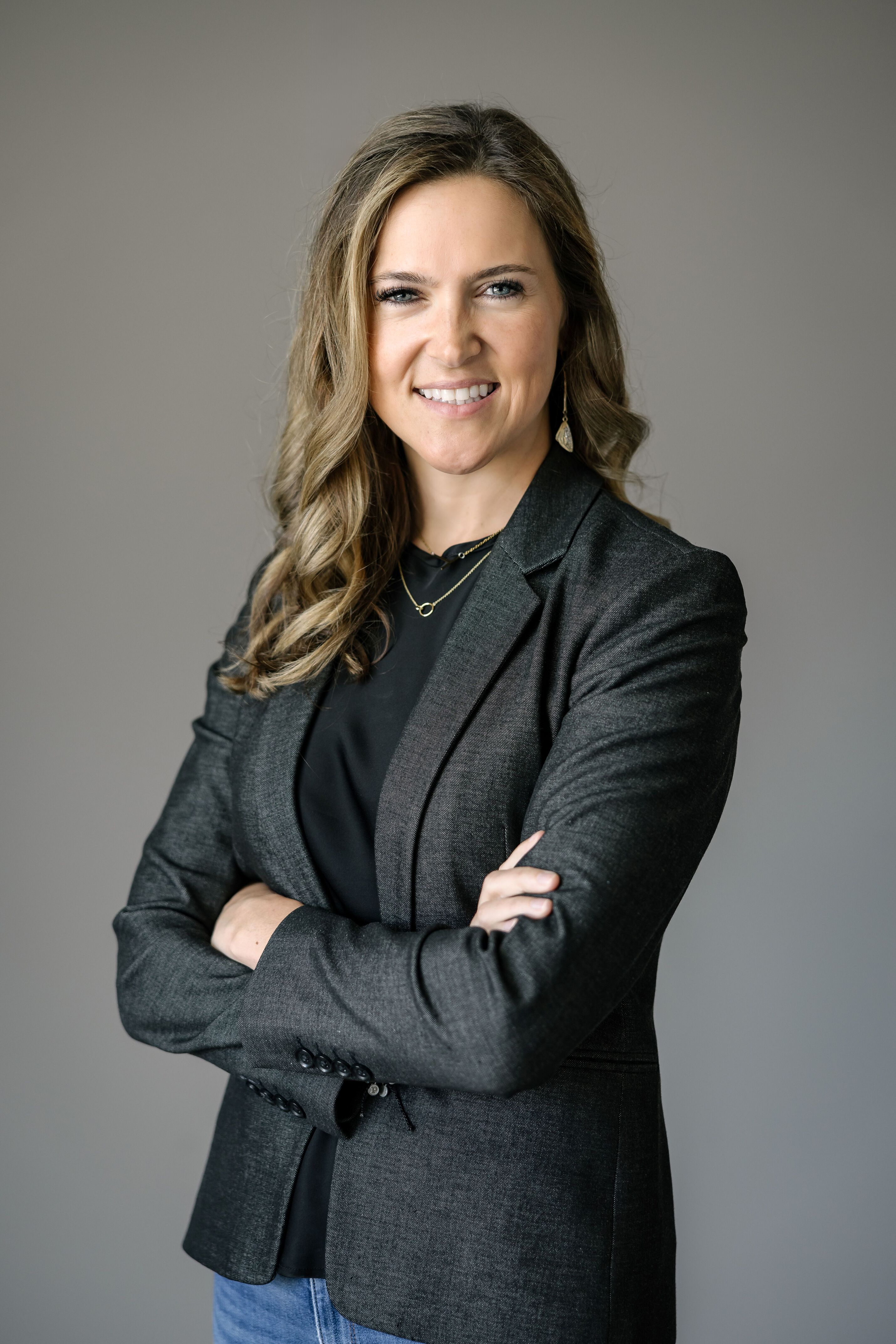 Ashley Vondra Headshot
