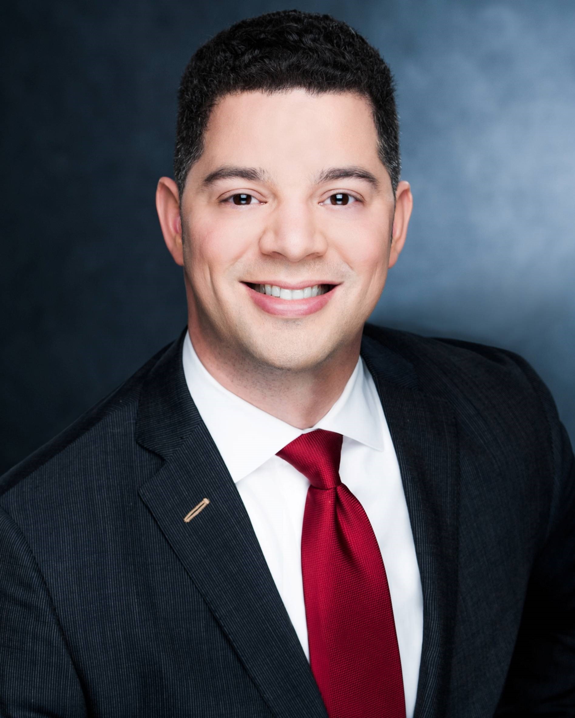 Charlie Santiago Headshot