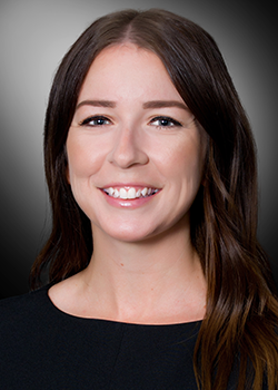 Headshot of Mia Herrera