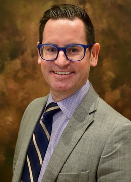 Steven Sacco Headshot
