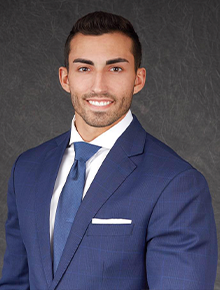 Vincent Pack headshot