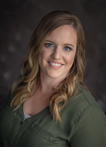 Becky Scholze headshot