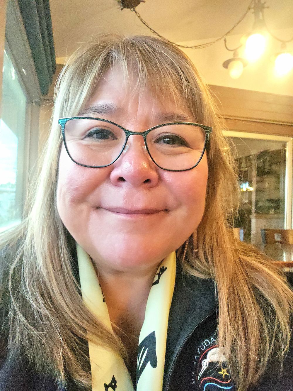 Cheryl Anderson Headshot