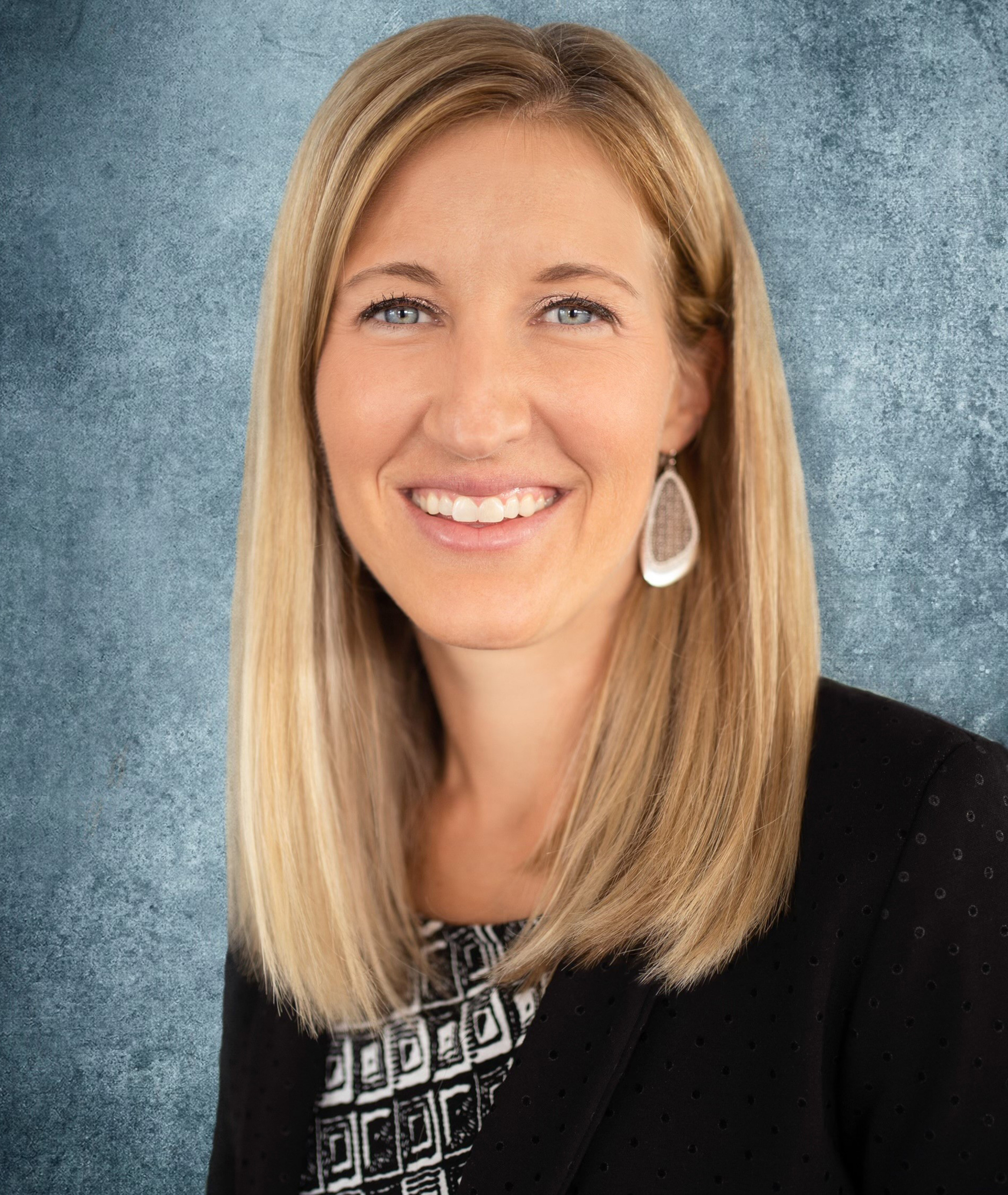 Tara Pavlovic Headshot