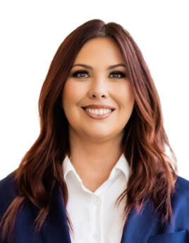 Holly Gorton Headshot