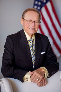 Gordon Headshot 2024