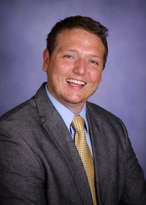 Daniel headshot