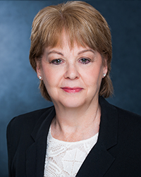 Cindy Lovell Headshot