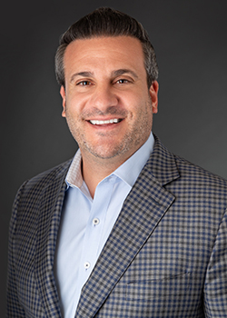 Louis Margro Headshot