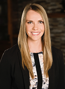 Abby Austin Headshot