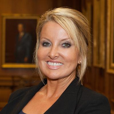 Donna A Elison Headshot