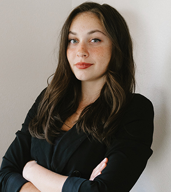 anita-headshot-24
