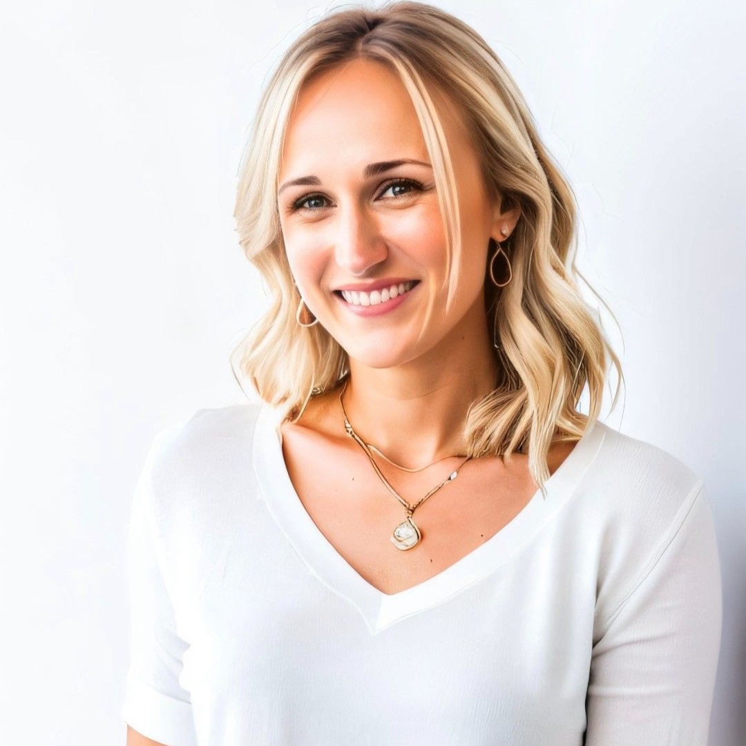 Leah Brockschmidt Headshot