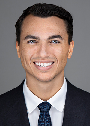Peter Triolo headshot