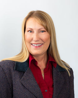Mary Boulanger Headshot