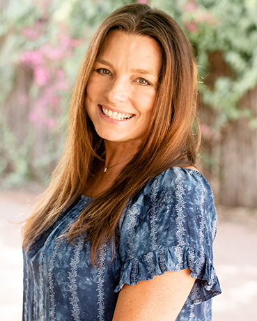 Stephanie McKinney Headshot