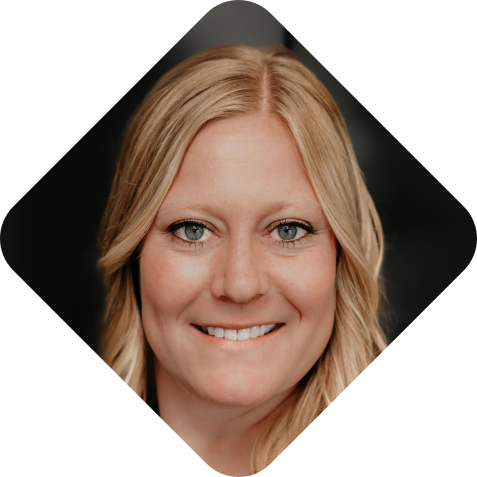 Ashley Schmitz Headshot