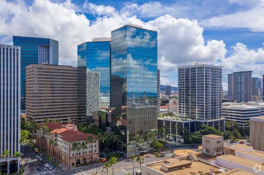 Hi Pac Financial Building Image