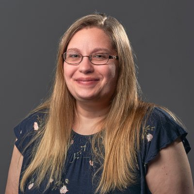 Kelly McFadden headshot