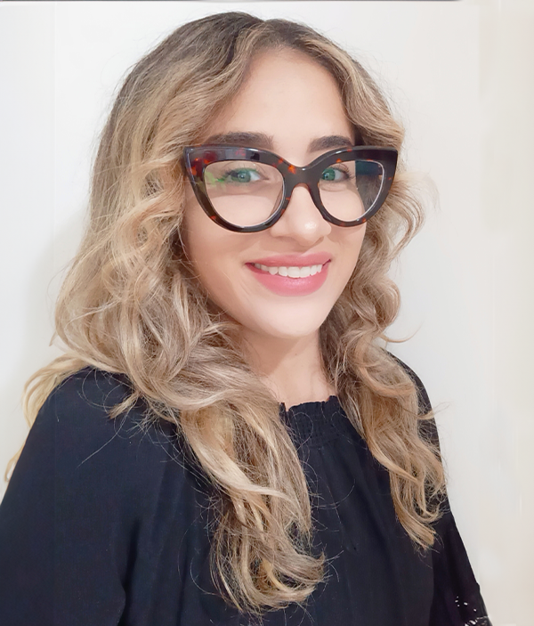 Yolanda Dos Santos headshot