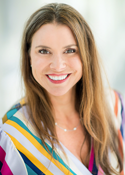 headshot-gretchen-2