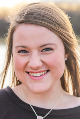 Hailey Headshot