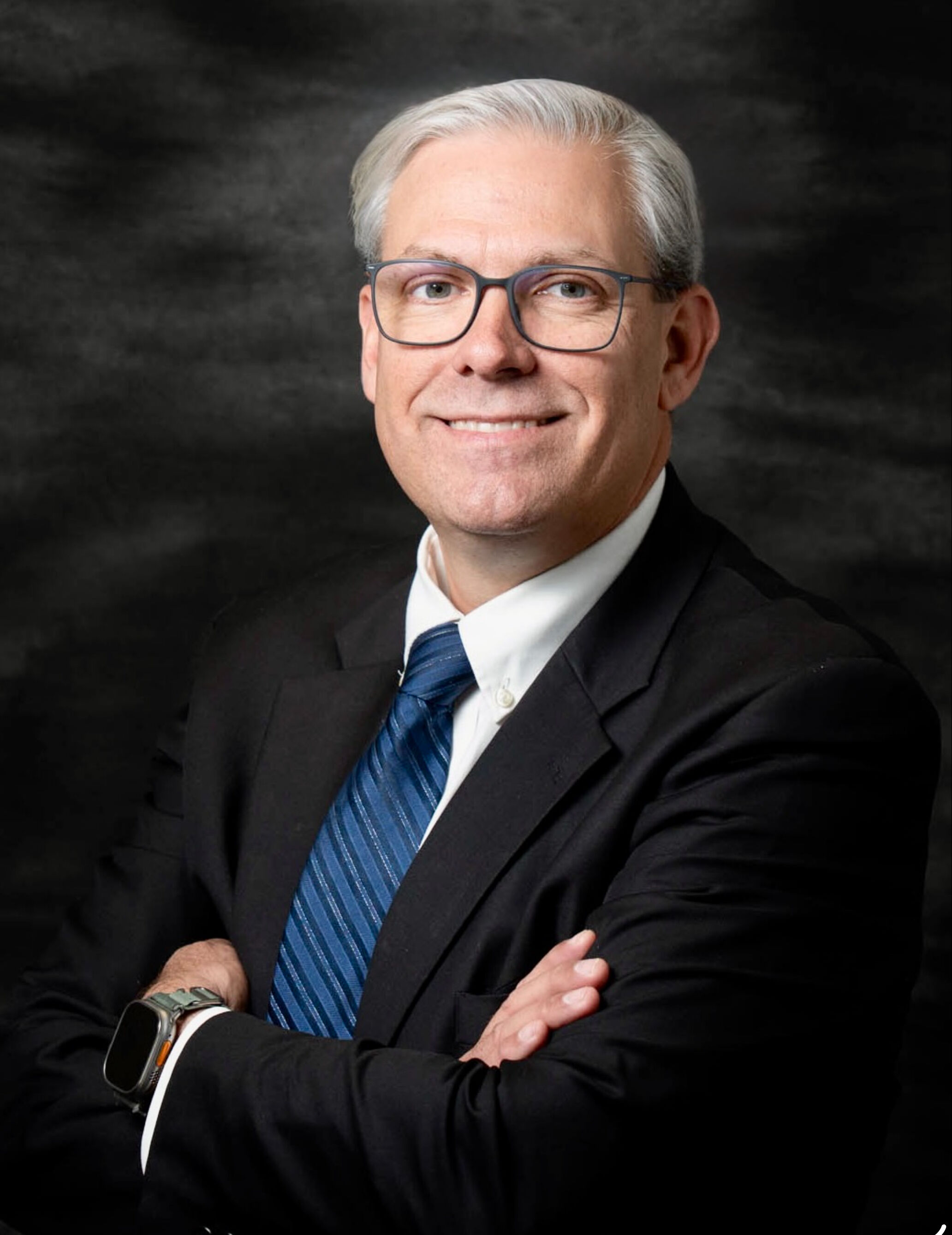 Headshot of Timothy Fry
