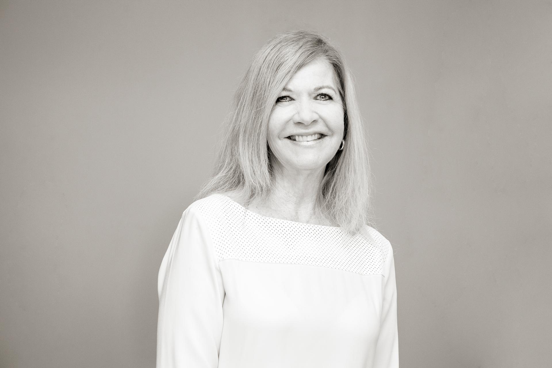 Lisa headshot