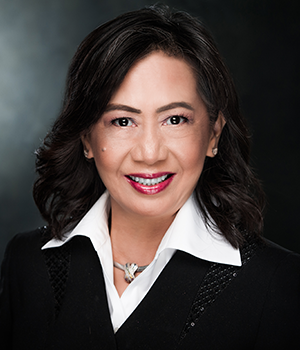 Emma Magbitang Headshot