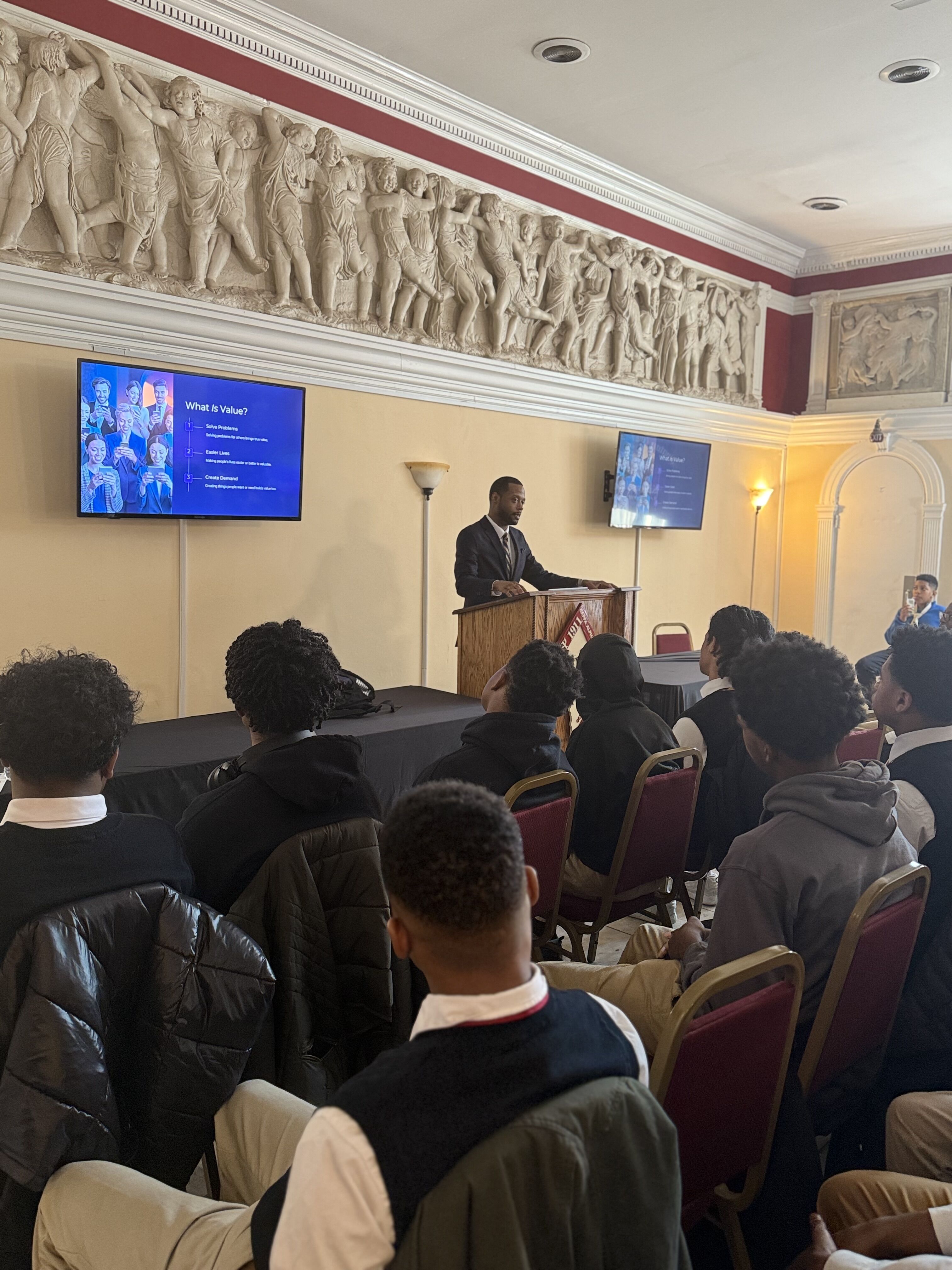 Teaching the Young Kappa League about money