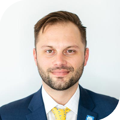 Daniel P. Mueller headshot